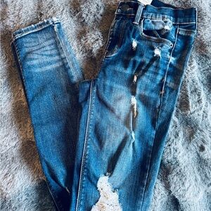 Mudd Size 1 Low Rise Skinny Jeans Distressed Stretch Juniors